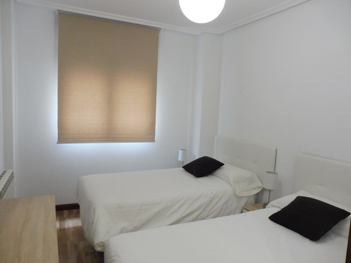 Apartamentos Anita Salamanca Exteriör bild