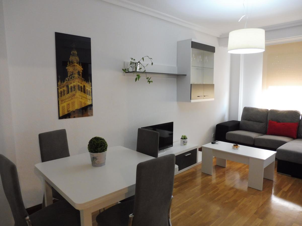 Apartamentos Anita Salamanca Exteriör bild